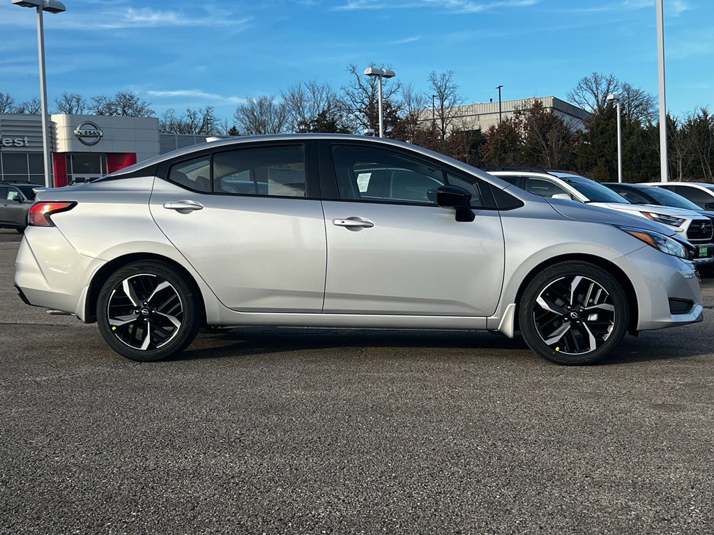 2025 Nissan Versa SR