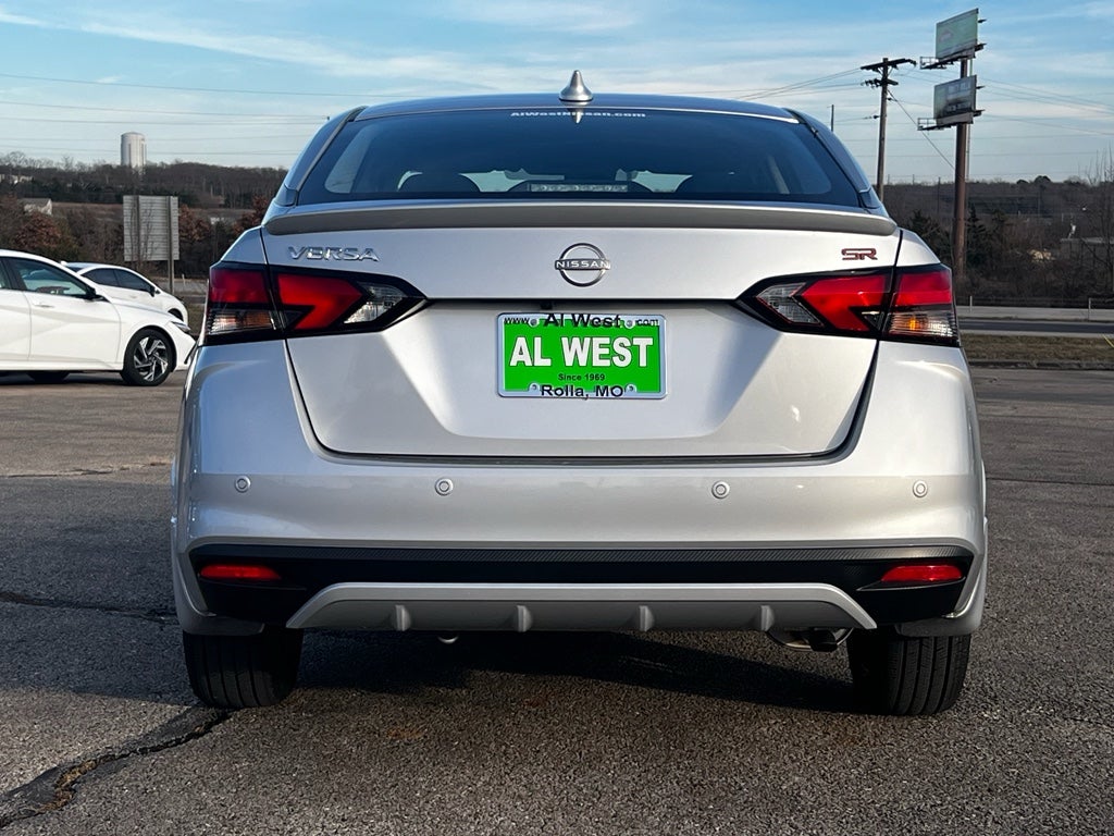 2025 Nissan Versa SR