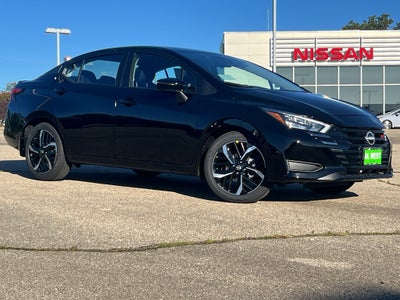 2025 Nissan Versa SR
