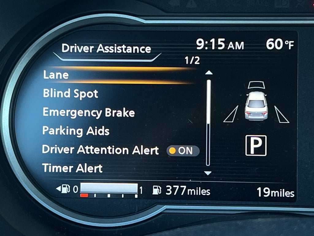 2025 Nissan Versa SR