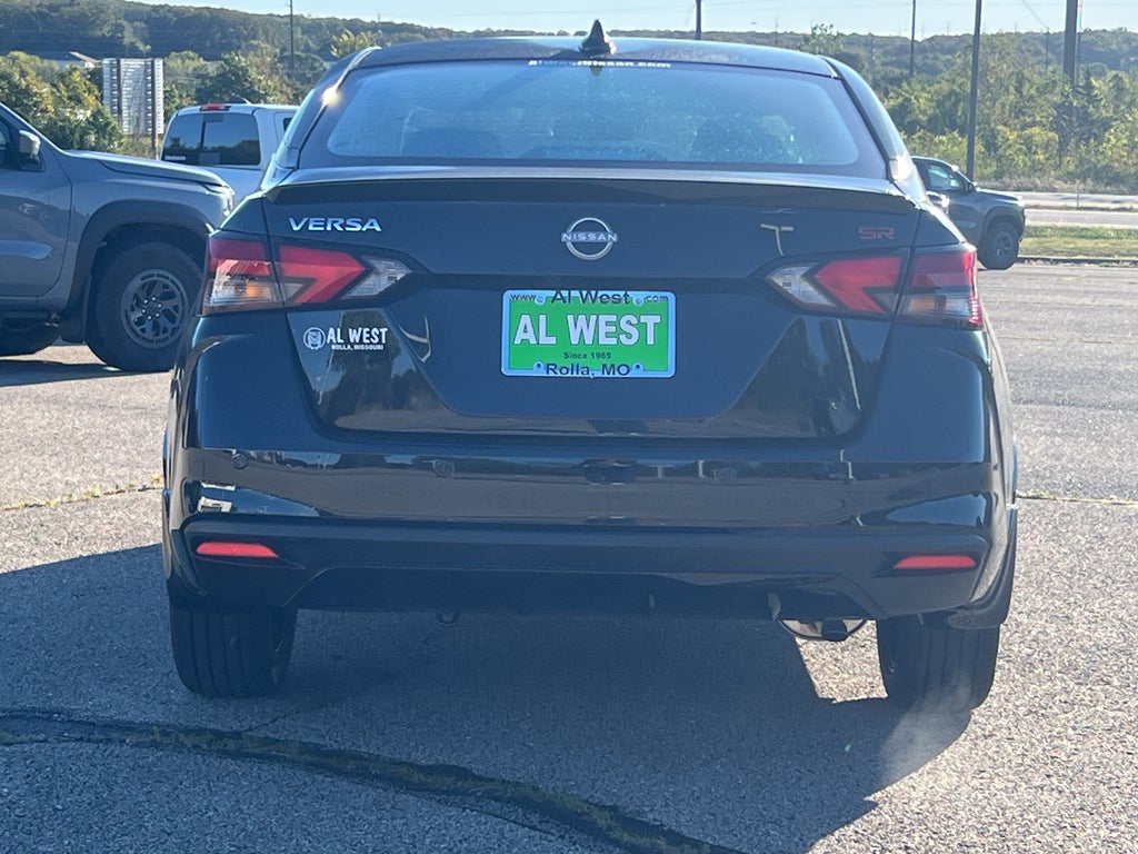 2025 Nissan Versa SR