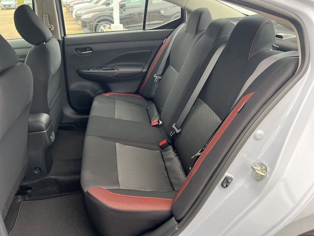 2025 Nissan Versa SR