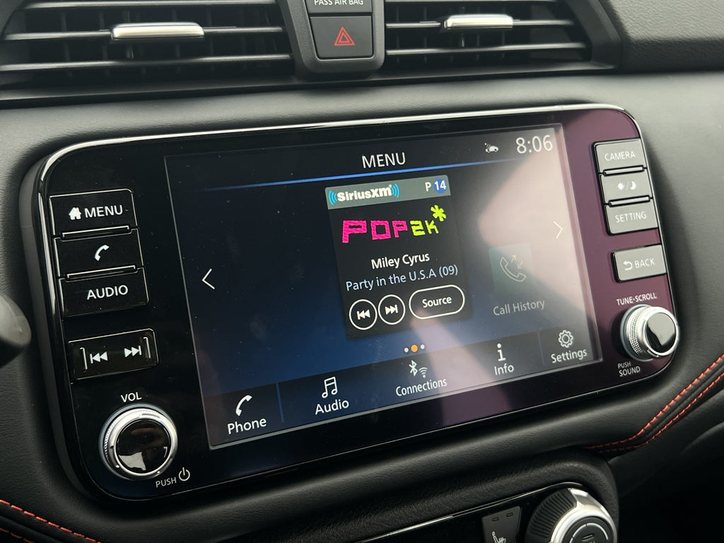 2025 Nissan Versa SR