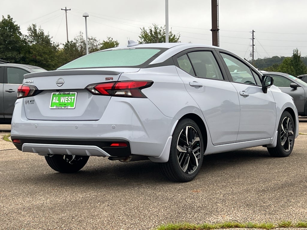 2025 Nissan Versa SR