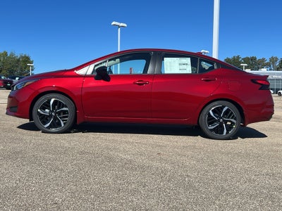 2025 Nissan Versa SR