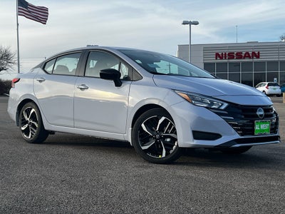 2025 Nissan Versa SR