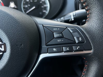 2025 Nissan Versa SR