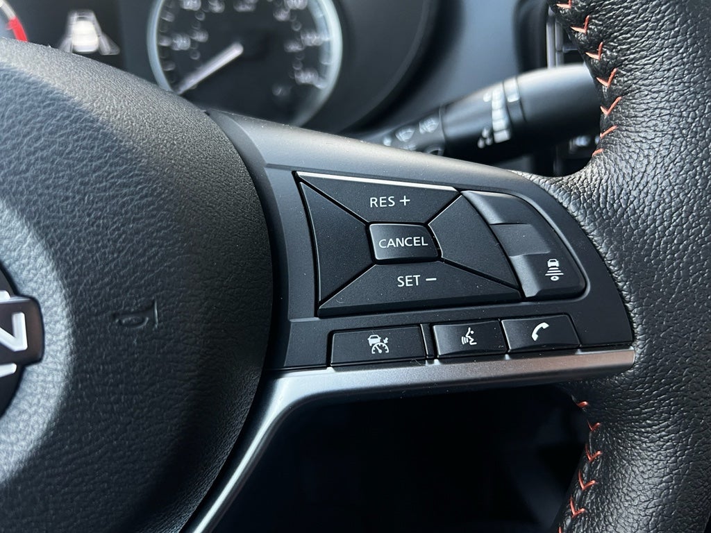 2025 Nissan Versa SR