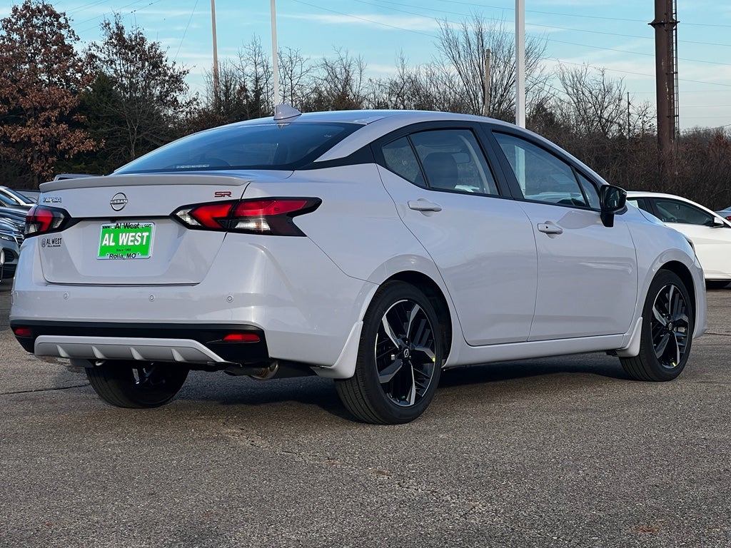 2025 Nissan Versa SR