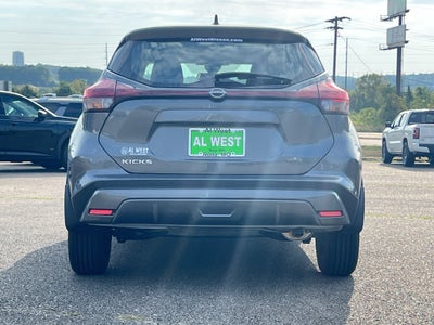 2025 Nissan Kicks Play S
