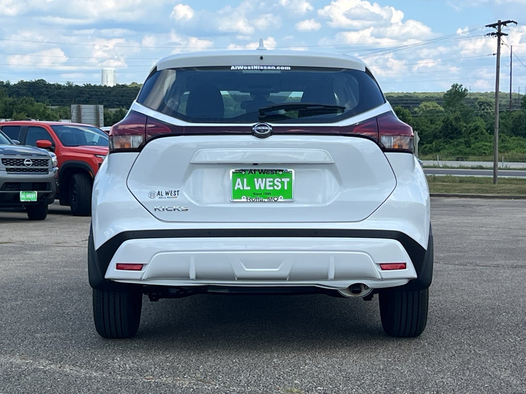 2025 Nissan Kicks Play S