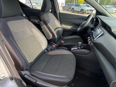 2019 Nissan Kicks S
