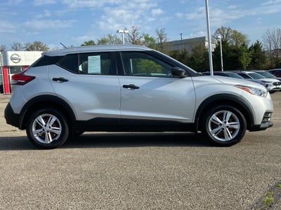 2019 Nissan Kicks S