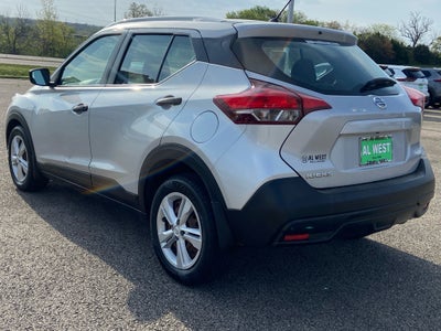 2019 Nissan Kicks S
