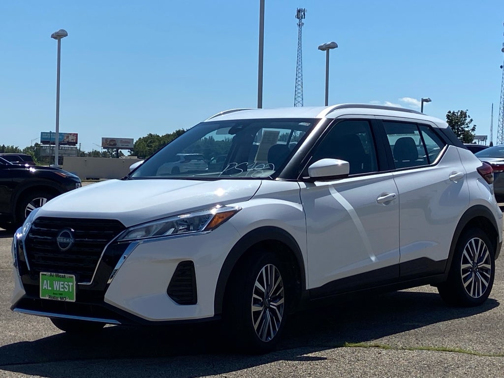 2024 Nissan Kicks SV