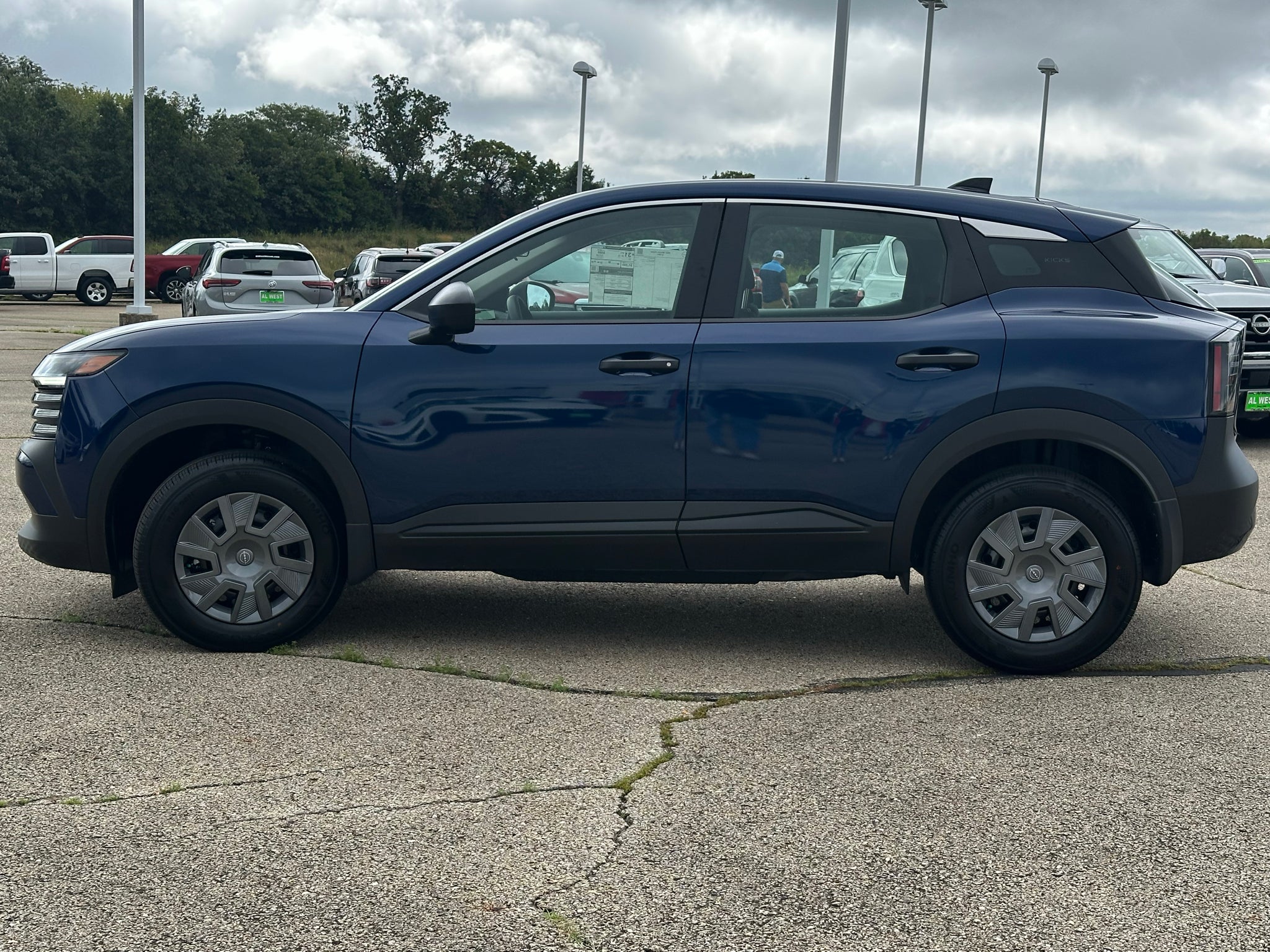 2027 Nissan Kicks S