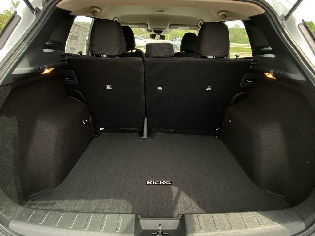 2026 Nissan Kicks S
