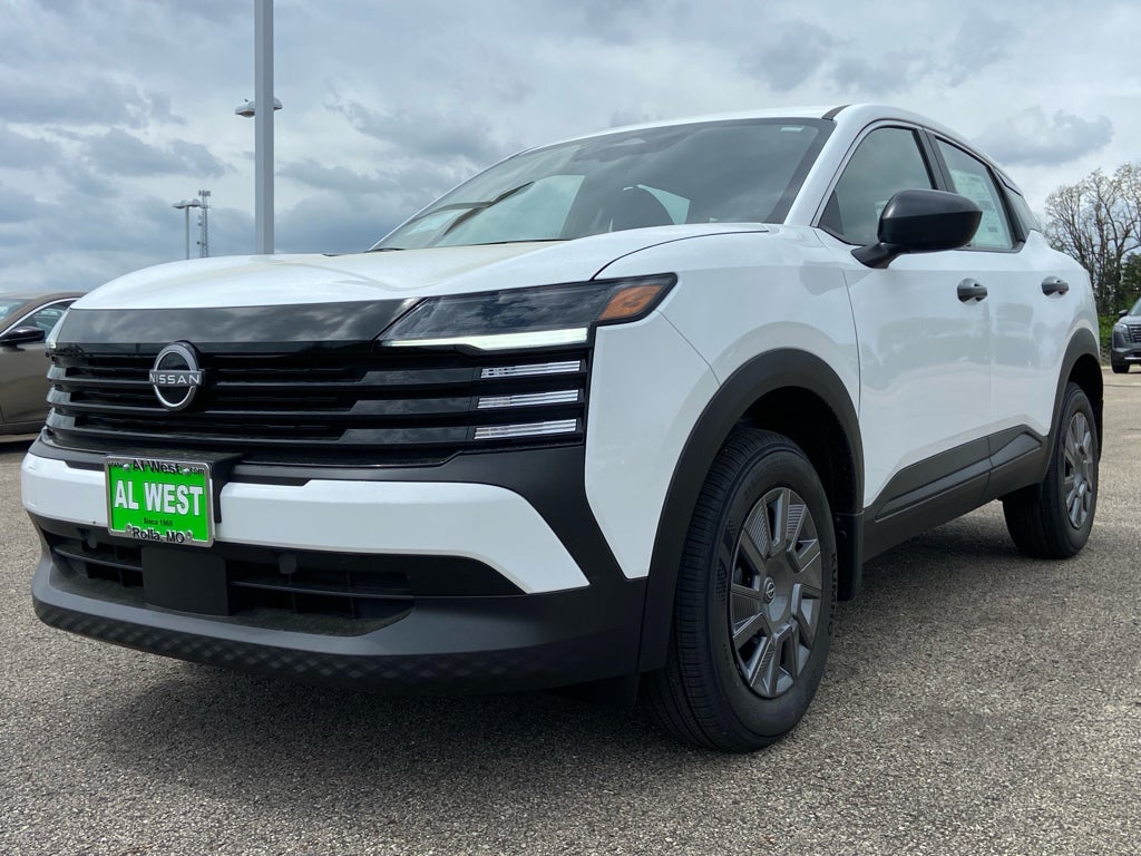 2026 Nissan Kicks S