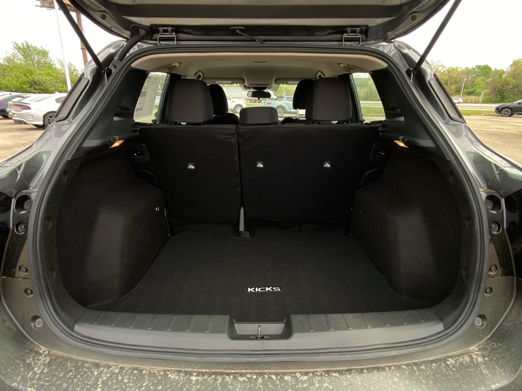 2026 Nissan Kicks S