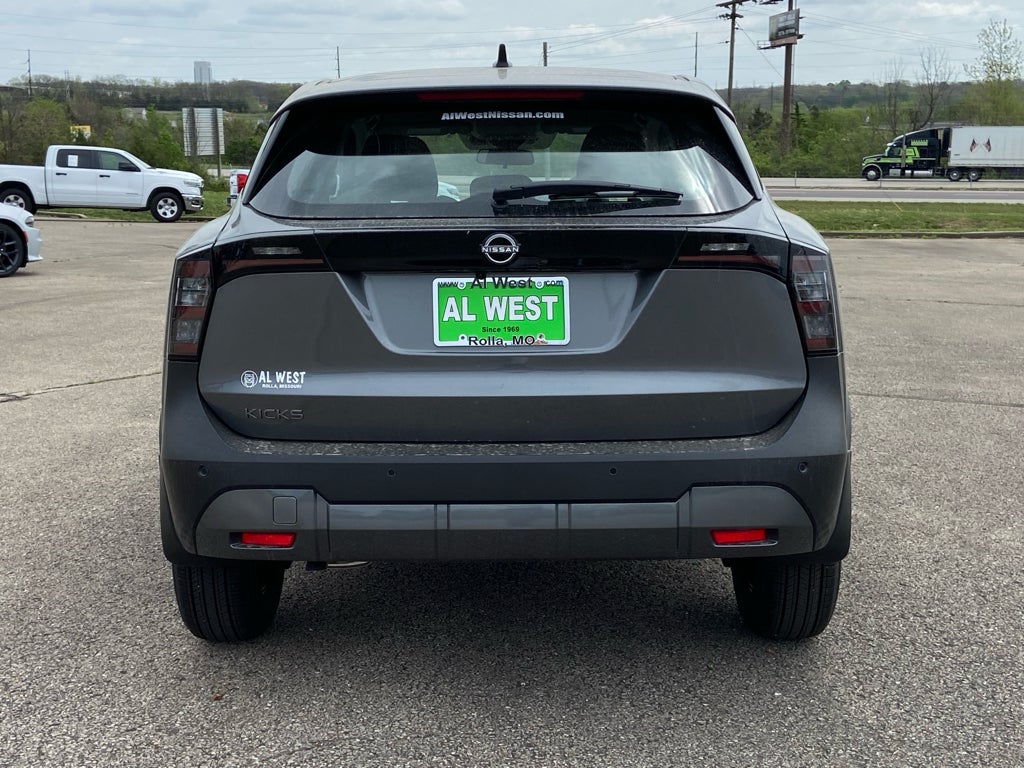 2026 Nissan Kicks S