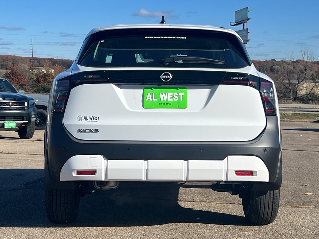2026 Nissan Kicks S