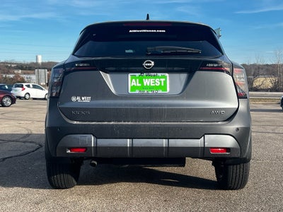 2026 Nissan Kicks SV