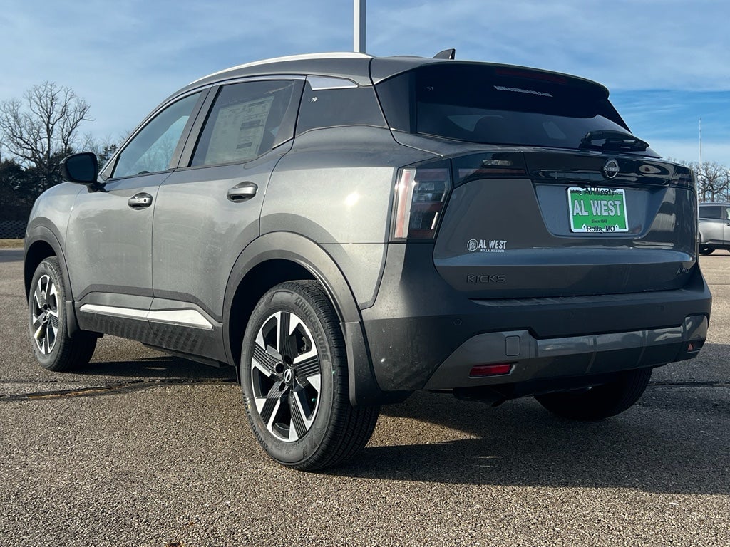 2026 Nissan Kicks SV
