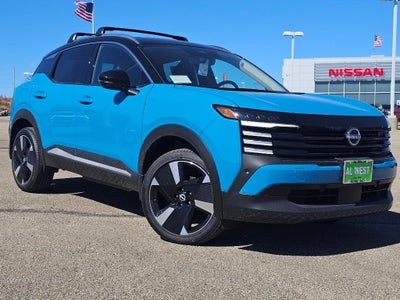 2025 Nissan Kicks SR