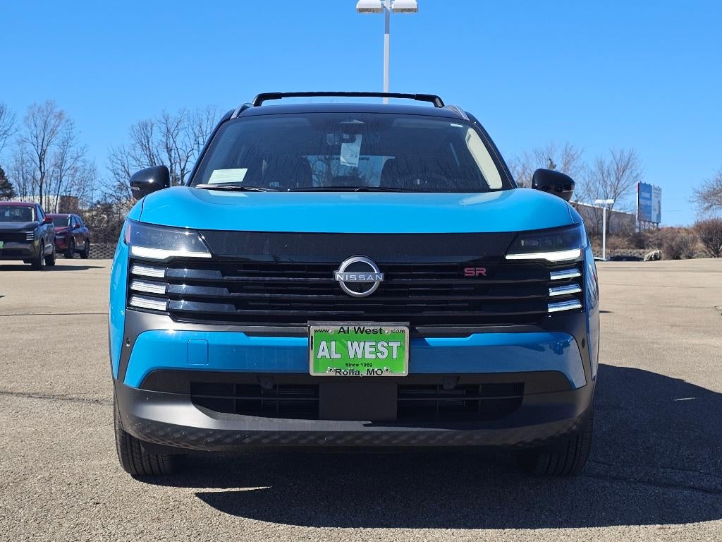 2025 Nissan Kicks SR