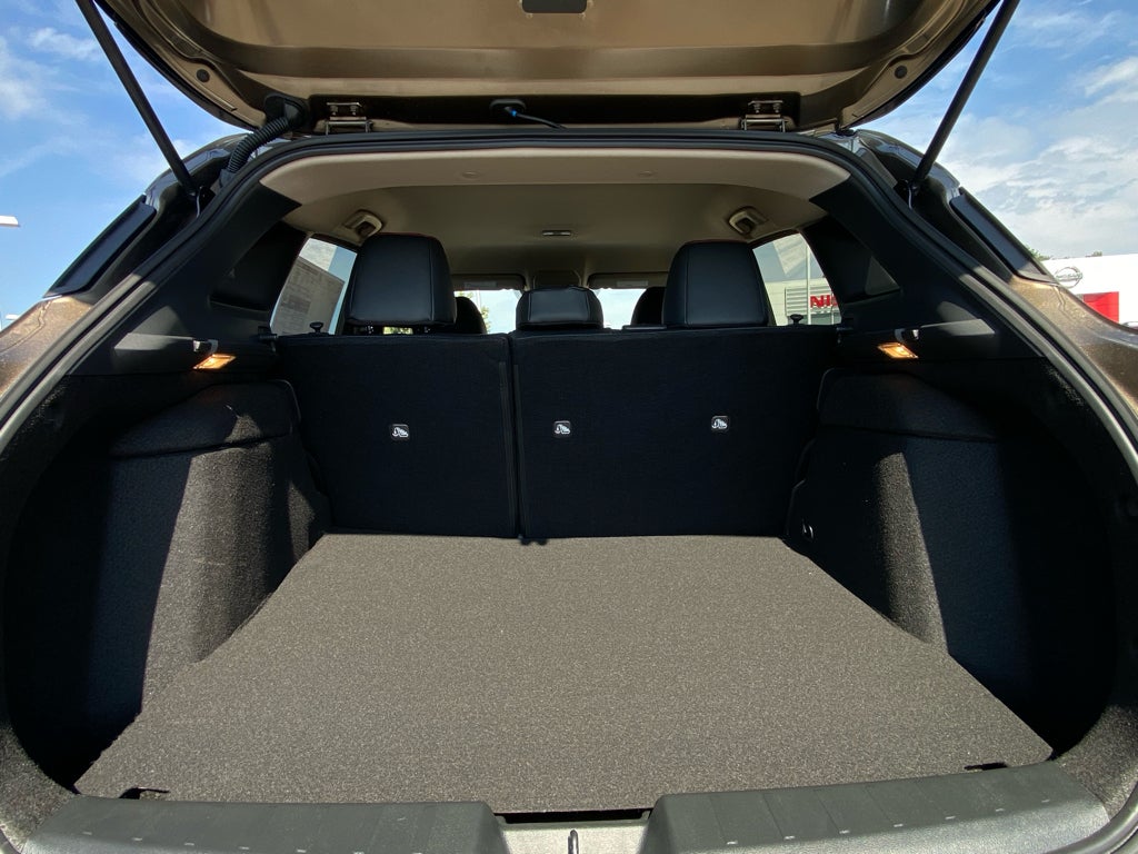 2027 Nissan Kicks SR