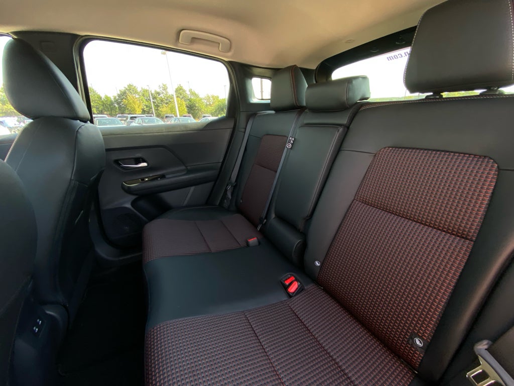 2027 Nissan Kicks SR