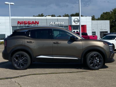 2027 Nissan Kicks SR