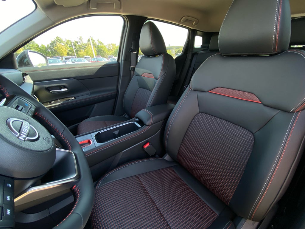 2027 Nissan Kicks SR