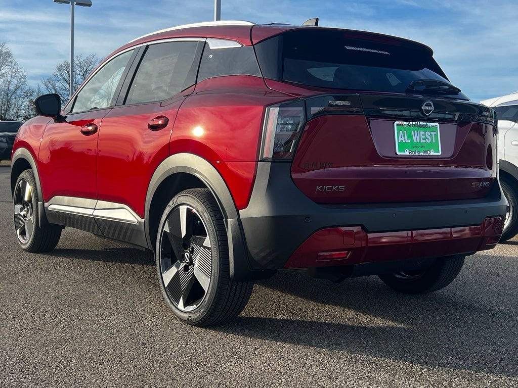2026 Nissan Kicks SR