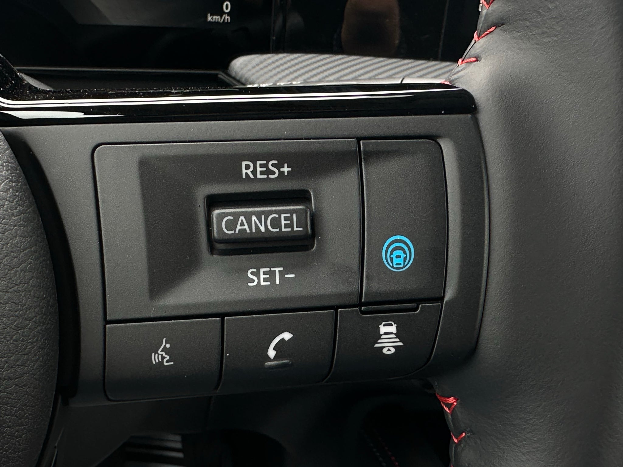 2027 Nissan Kicks SR