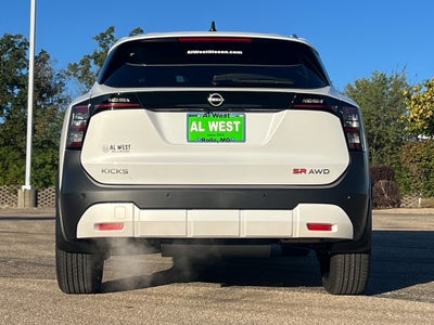 2026 Nissan Kicks SR