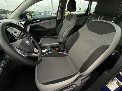 2024 Volkswagen Taos S