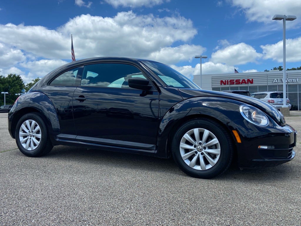 2016 Volkswagen Beetle 1.8T Wolfsburg Edition