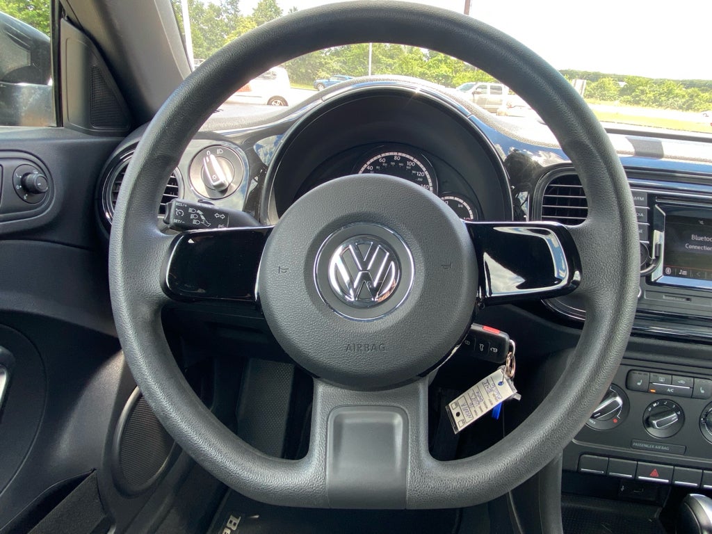 2016 Volkswagen Beetle 1.8T Wolfsburg Edition