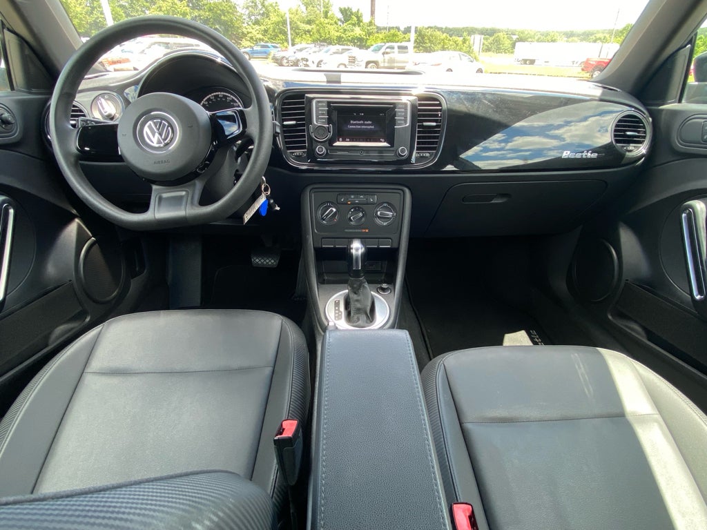 2016 Volkswagen Beetle 1.8T Wolfsburg Edition