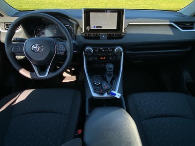 2025 Toyota RAV4 Hybrid Hybrid XLE