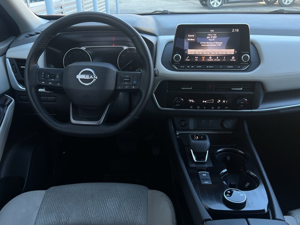 2025 Nissan Rogue SV