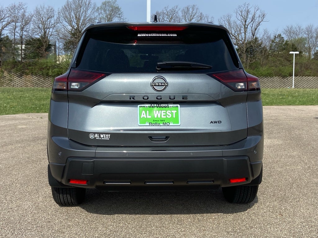 2026 Nissan Rogue Dark Armor™