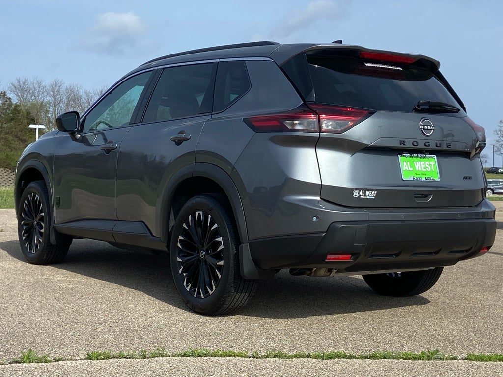 2026 Nissan Rogue Dark Armor™