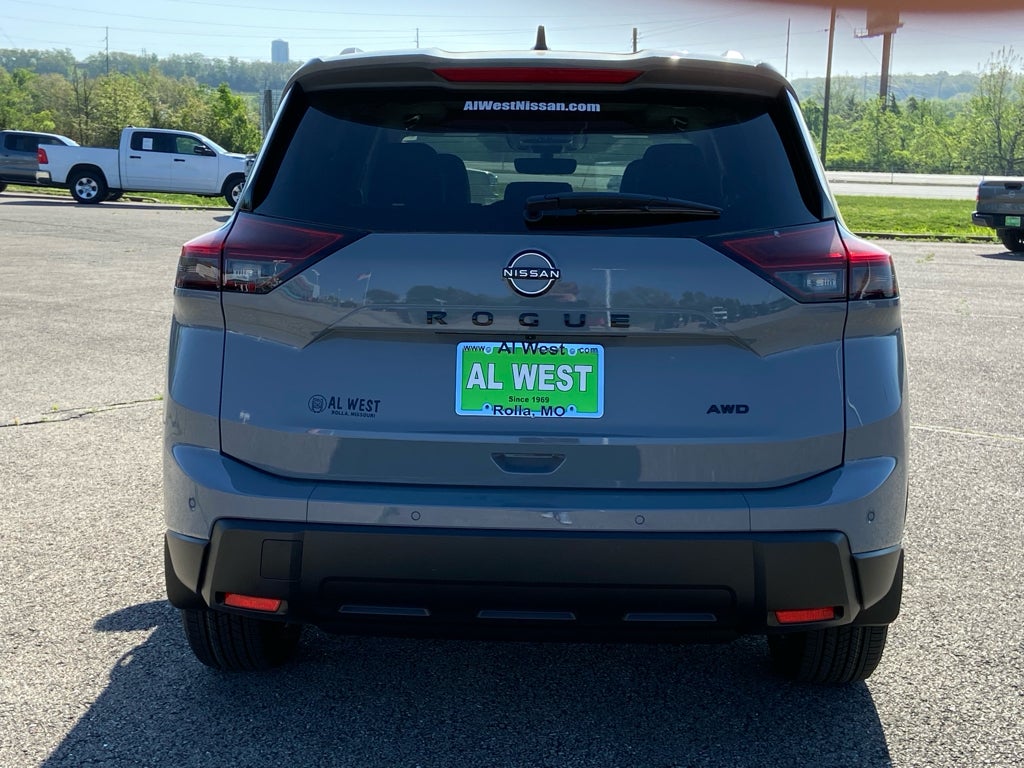 2026 Nissan Rogue Dark Armor™