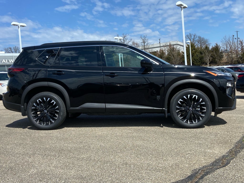 2026 Nissan Rogue Dark Armor™