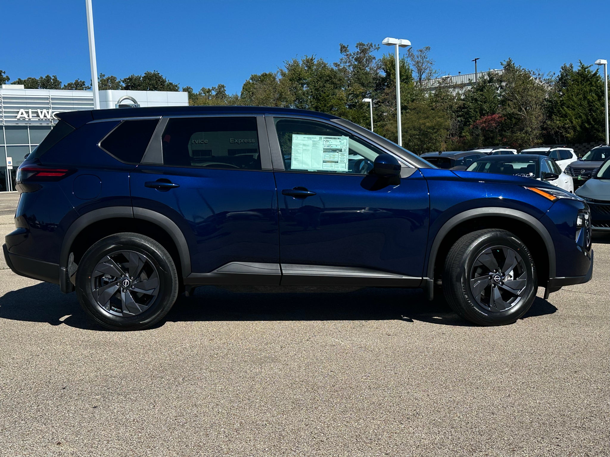 2027 Nissan Rogue SV