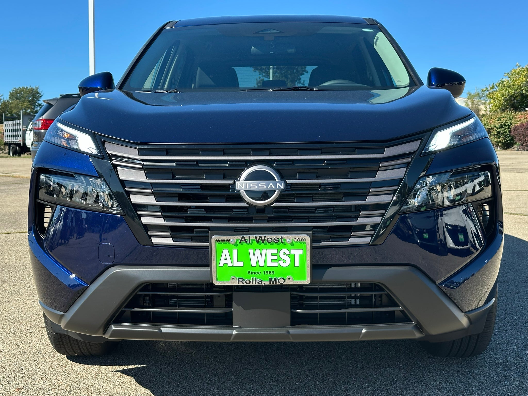2027 Nissan Rogue SV