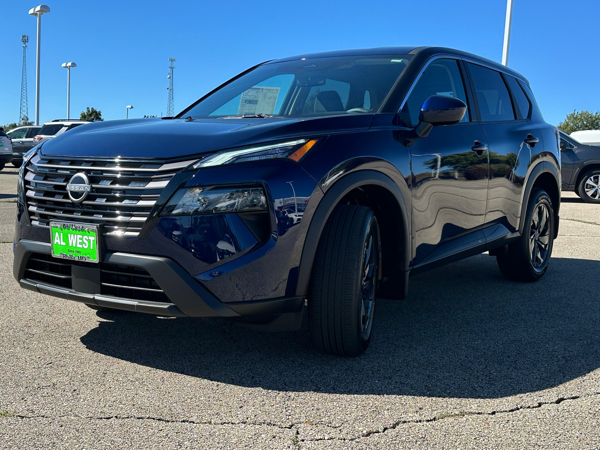 2027 Nissan Rogue SV