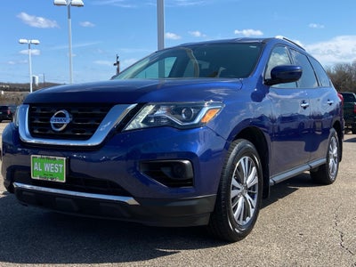2020 Nissan Pathfinder S